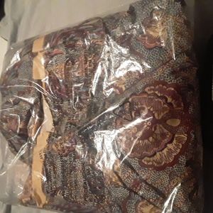 Mireya cotton size 6 multicolored blouse.